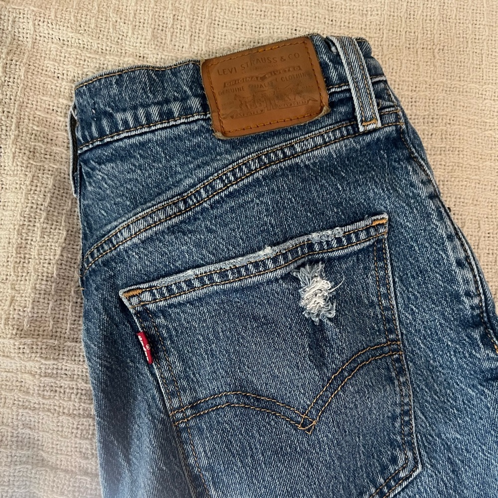 LEVI’S BOOT CUT / wide leg Blue Jeans